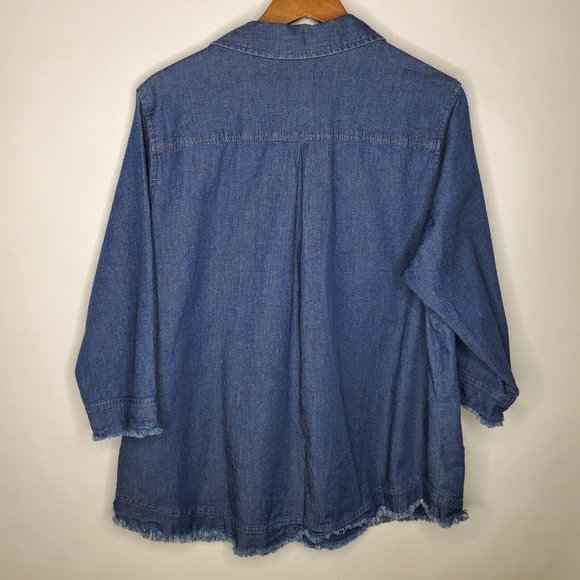 Belle Kim Gravel Womens Button Front Denim Shirt Size 1X Pockets Frayed Blue - Picture 4 of 9